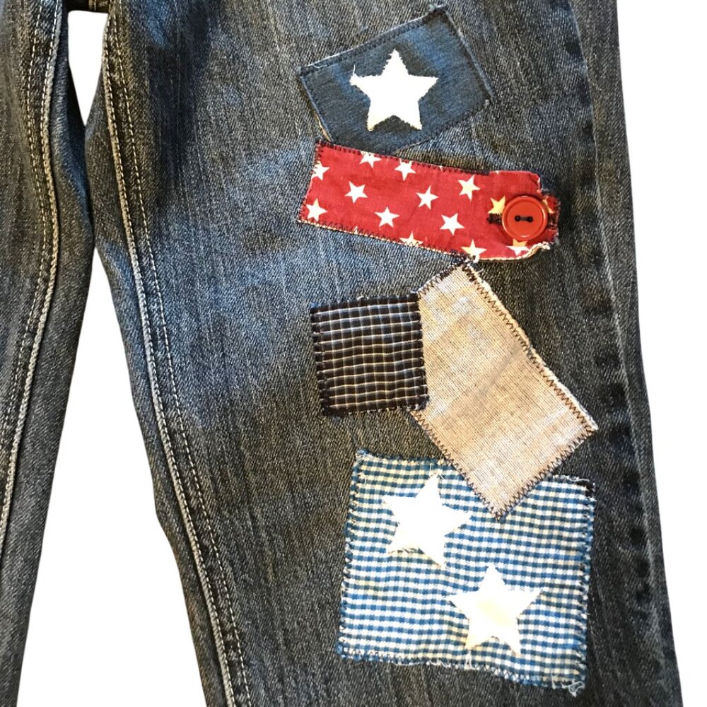 Upcycled Patchwork Capris Denim Shorts, Patriotic Star Patches, Size 10 Petite - Picture 9 of 13